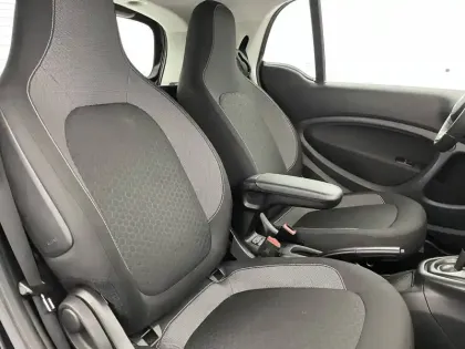 Photo 67 Smart Fortwo  Coupé 82 ch