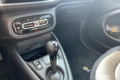 Photo 17 Smart Fortwo  Coupé 82 ch