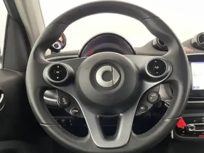 Photo 63 Smart Fortwo  Coupé 82 ch