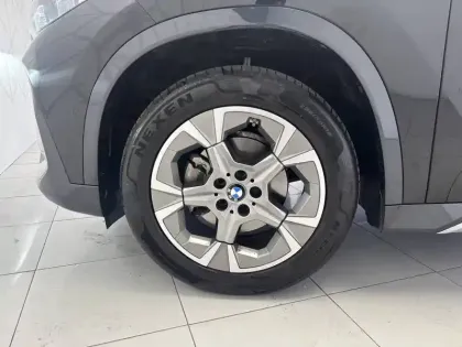 Photo 14 BMW X1  sDrive 18i 136ch DKG7