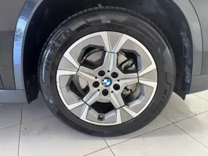Photo 17 BMW X1  sDrive 18i 136ch DKG7