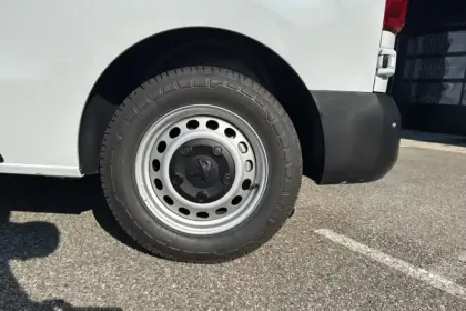 Photo 21 Peugeot Expert  FGN TOLE M ELECTRIQUE 50KWH 136CH