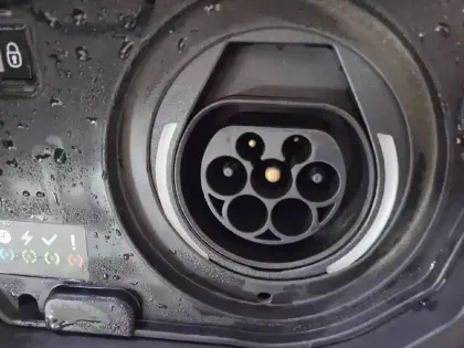 Photo 34 Peugeot 3008  Hybrid 225 e-EAT8