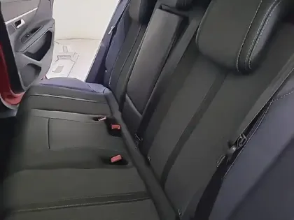 Photo 11 Peugeot 3008  Hybrid 225 e-EAT8