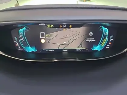 Photo 9 Peugeot 3008  Hybrid 225 e-EAT8