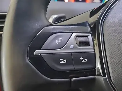 Photo 28 Peugeot 3008  Hybrid 225 e-EAT8