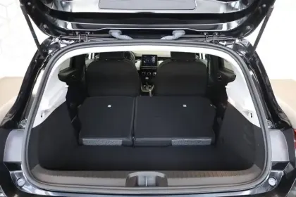 Photo 21 Renault Clio  E-Tech full hybrid 145