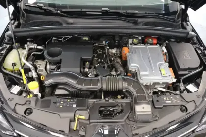 Photo 15 Renault Clio  E-Tech full hybrid 145