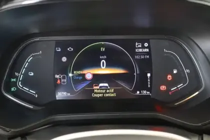 Photo 25 Renault Clio  E-Tech full hybrid 145