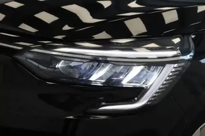 Photo 10 Renault Clio  E-Tech full hybrid 145