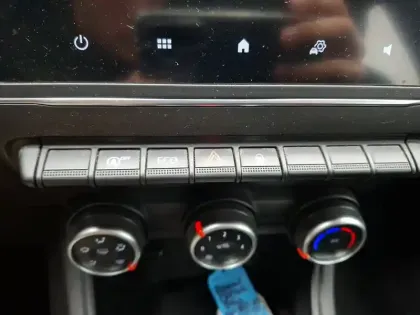 Photo 55 Renault Captur  Blue dCi 95