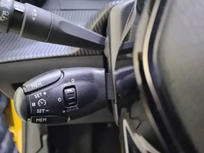 Photo 72 Peugeot 208  Electrique 50 kWh 136ch