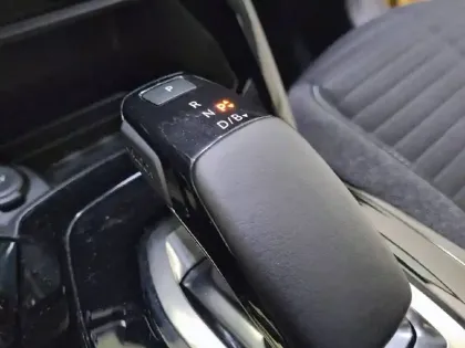 Photo 59 Peugeot 208  Electrique 50 kWh 136ch