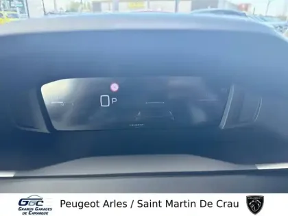 Photo 50 Peugeot 2008  Hybrid 145 e-DCS6