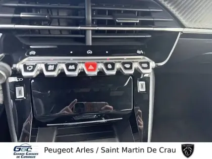 Photo 23 Peugeot 2008  Hybrid 145 e-DCS6