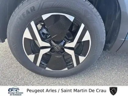 Photo 15 Peugeot 2008  Hybrid 145 e-DCS6