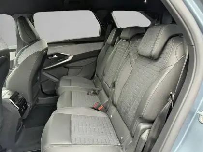 Photo 17 Peugeot 5008  Hybrid 145 e-DCS6