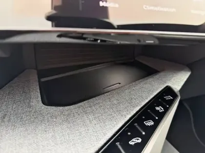 Photo 29 Peugeot 5008  Hybrid 145 e-DCS6