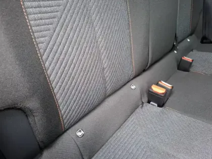 Photo 25 Peugeot 208  Hybrid 110 ch e-DCS6