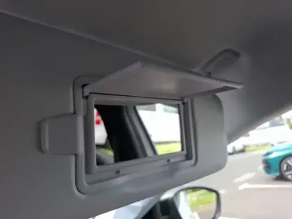 Photo 29 Peugeot 208  Hybrid 110 ch e-DCS6