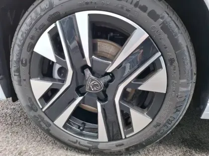 Photo 12 Peugeot 208  Hybrid 110 ch e-DCS6