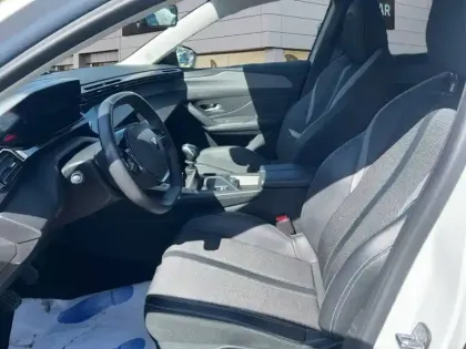 Photo 8 Peugeot 308  PureTech 130ch S&S BVM6