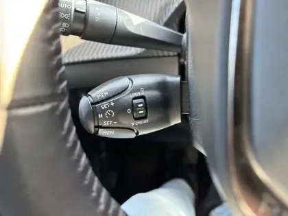 Photo 17 Peugeot 208  PureTech 100 S&S BVM6