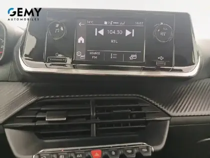 Photo 53 Peugeot 208  PureTech 75 S&S BVM5