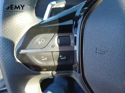 Photo 16 Peugeot 2008  BlueHDi 130 S&S EAT8