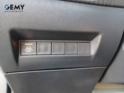 Photo 40 Peugeot 2008 Gén. II Ph1 NG GT 5