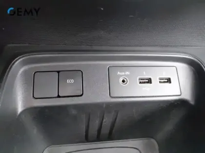 Photo 41 Renault Twingo Gén. III (C07) Ph2 Zen 5