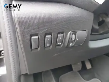 Photo 34 Renault Twingo Gén. III (C07) Ph2 Zen 5