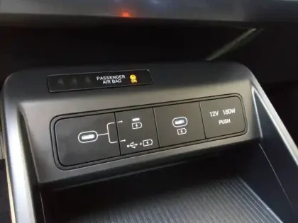 Photo 92 Hyundai Kona  Hybrid 129