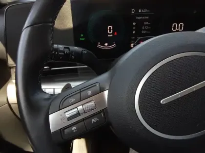 Photo 99 Hyundai Kona  Hybrid 129