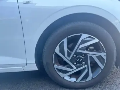 Photo 70 Hyundai I20  1.0 T-GDi 100 Hybrid 48V
