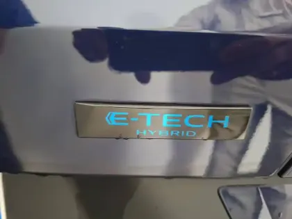 Photo 13 Renault Arkana  E-Tech full hybrid 145 GSR2