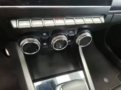 Photo 25 Renault Arkana  E-Tech full hybrid 145 GSR2