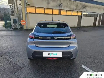 Photo 33 Peugeot 208  PureTech 75 S&S BVM5