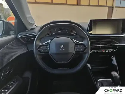 Photo 15 Peugeot 208  PureTech 75 S&S BVM5