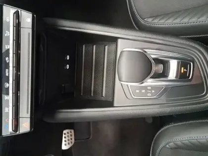 Photo 34 Renault Symbioz  E-Tech full hybrid 145