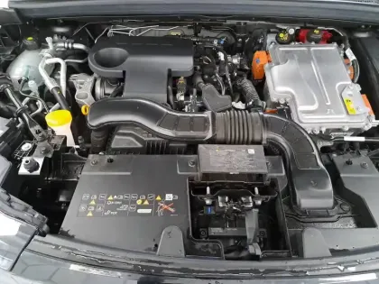 Photo 13 Renault Symbioz  E-Tech full hybrid 145