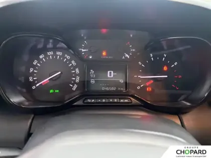 Photo 53 Citroën C3 Aircross  PureTech 110 S&S BVM6