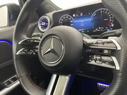 Photo 23 Mercedes GLA  250 e Hybrid EQ 8G-DCT