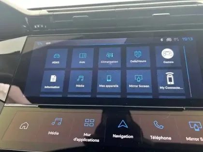 Photo 21 Peugeot 308  SW Hybrid 145 e-DCS6