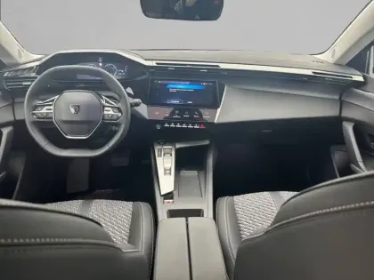 Photo 7 Peugeot 308  SW Hybrid 145 e-DCS6