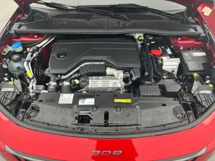 Photo 26 Peugeot 308  SW Hybrid 145 e-DCS6