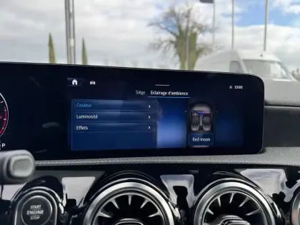 Photo 40 Mercedes Classe A  180 7G-DCT