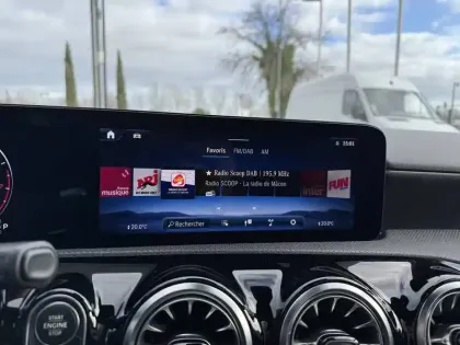 Photo 37 Mercedes Classe A  180 7G-DCT