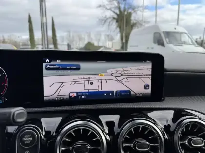 Photo 34 Mercedes Classe A  180 7G-DCT