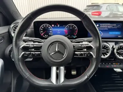 Photo 21 Mercedes Classe A  180 7G-DCT